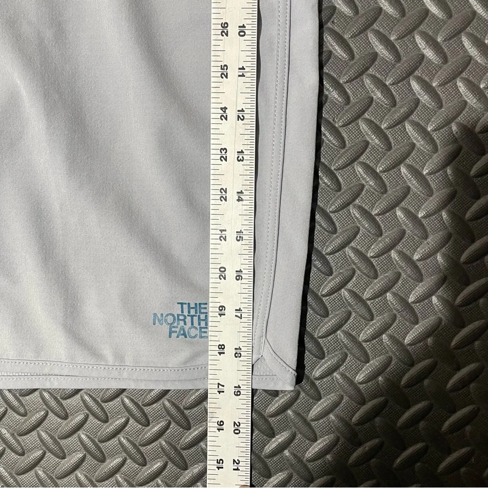 The‎ North Face Mens Summer Board Shorts Swimwear Solid Mid Grey Size 40